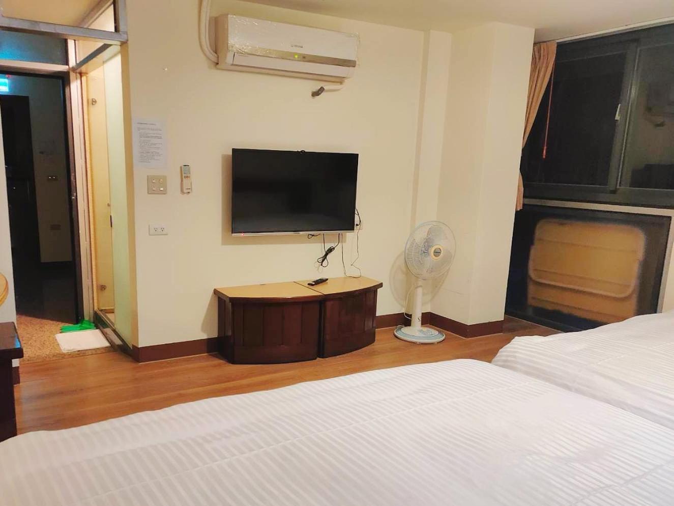 Gemlu Villa Lugu Dış mekan fotoğraf