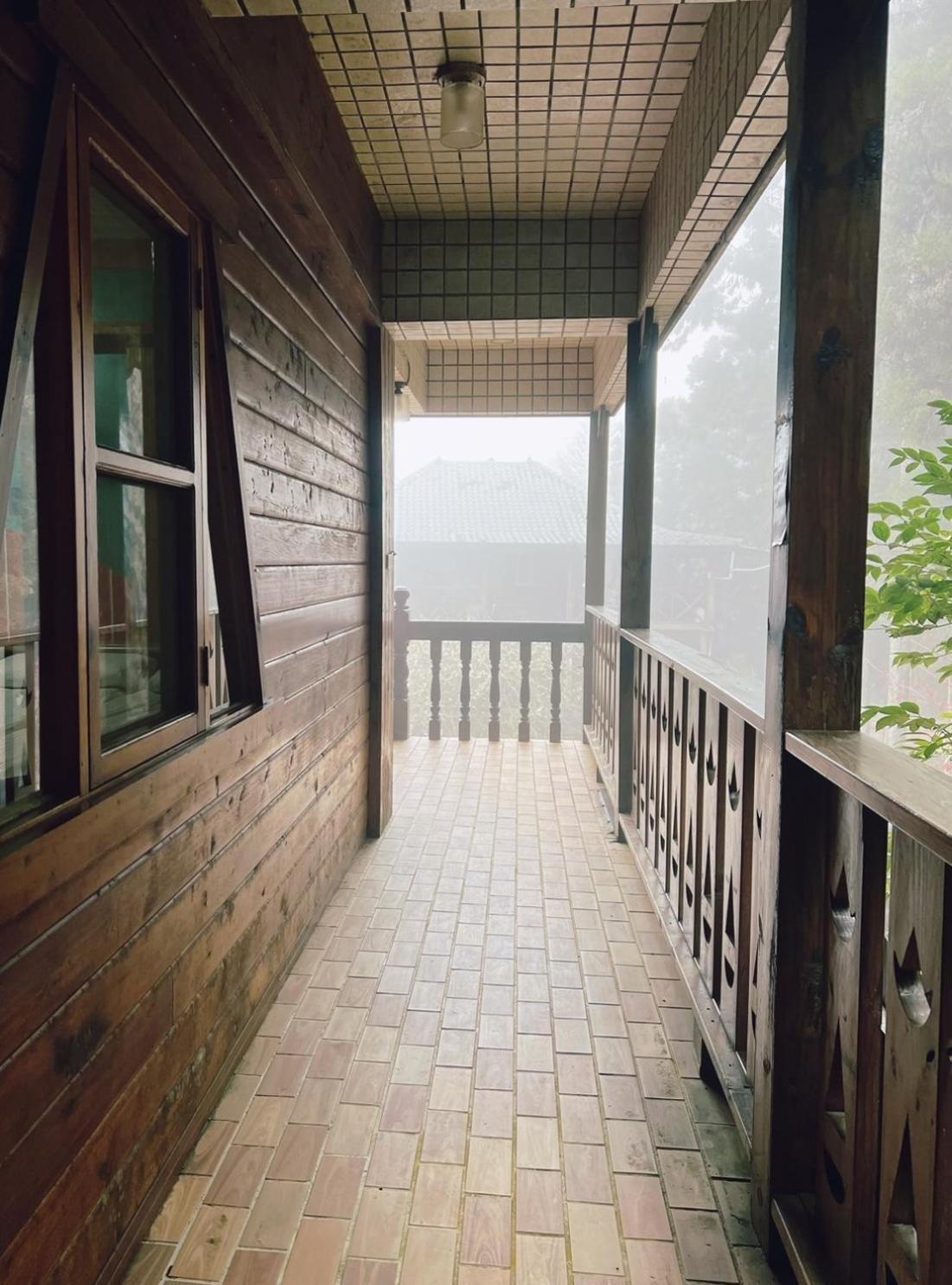 Gemlu Villa Lugu Dış mekan fotoğraf