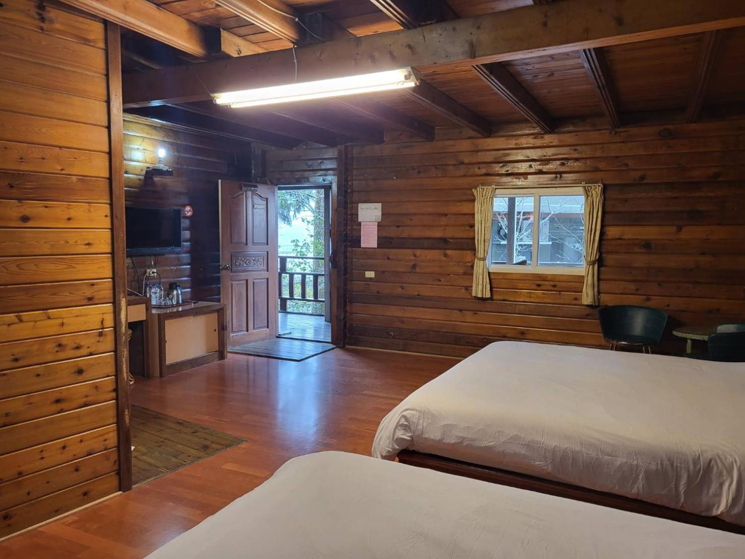 Gemlu Villa Lugu Dış mekan fotoğraf
