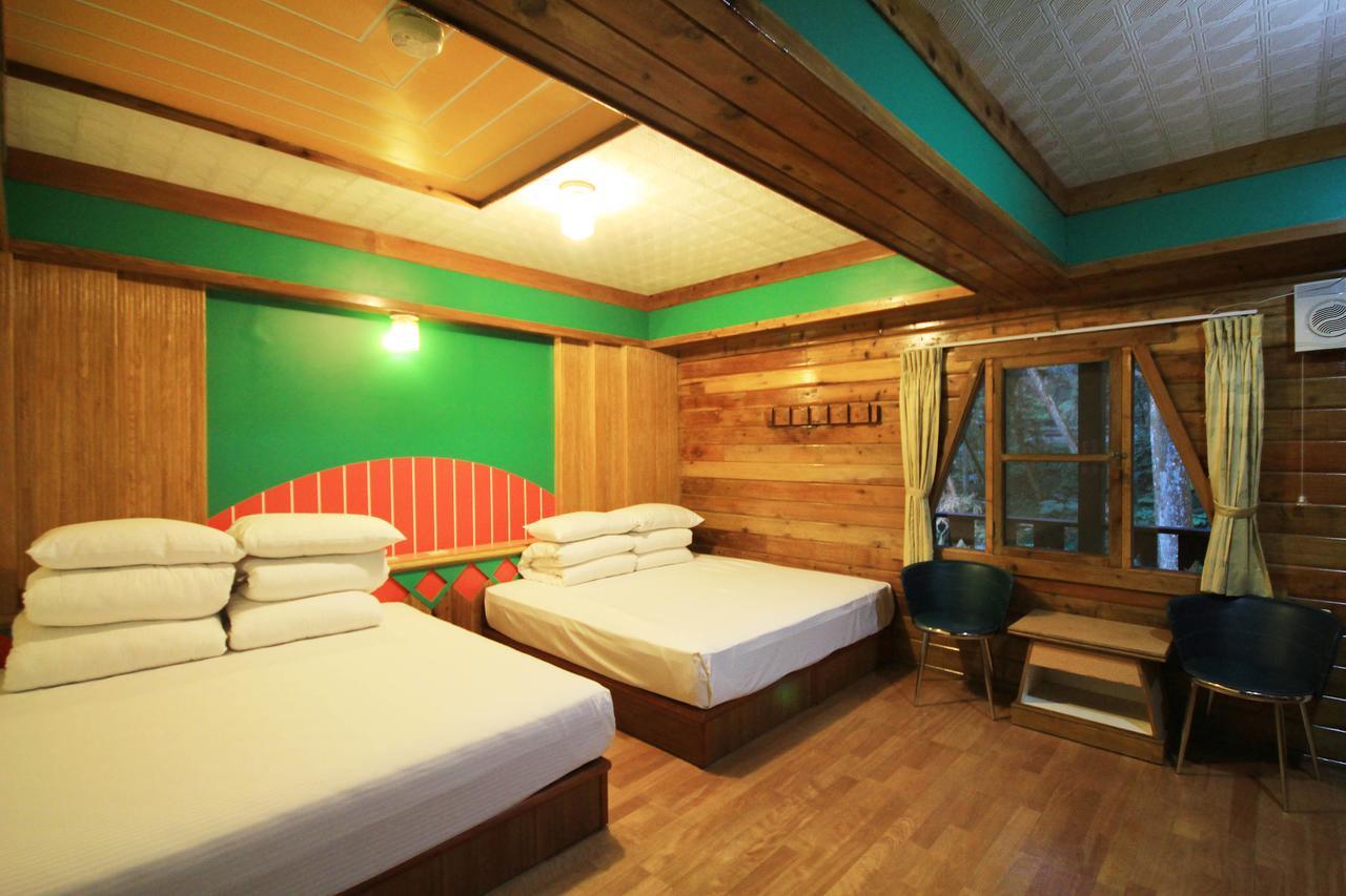 Gemlu Villa Lugu Dış mekan fotoğraf