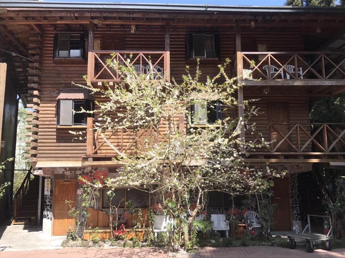 Gemlu Villa Lugu Dış mekan fotoğraf
